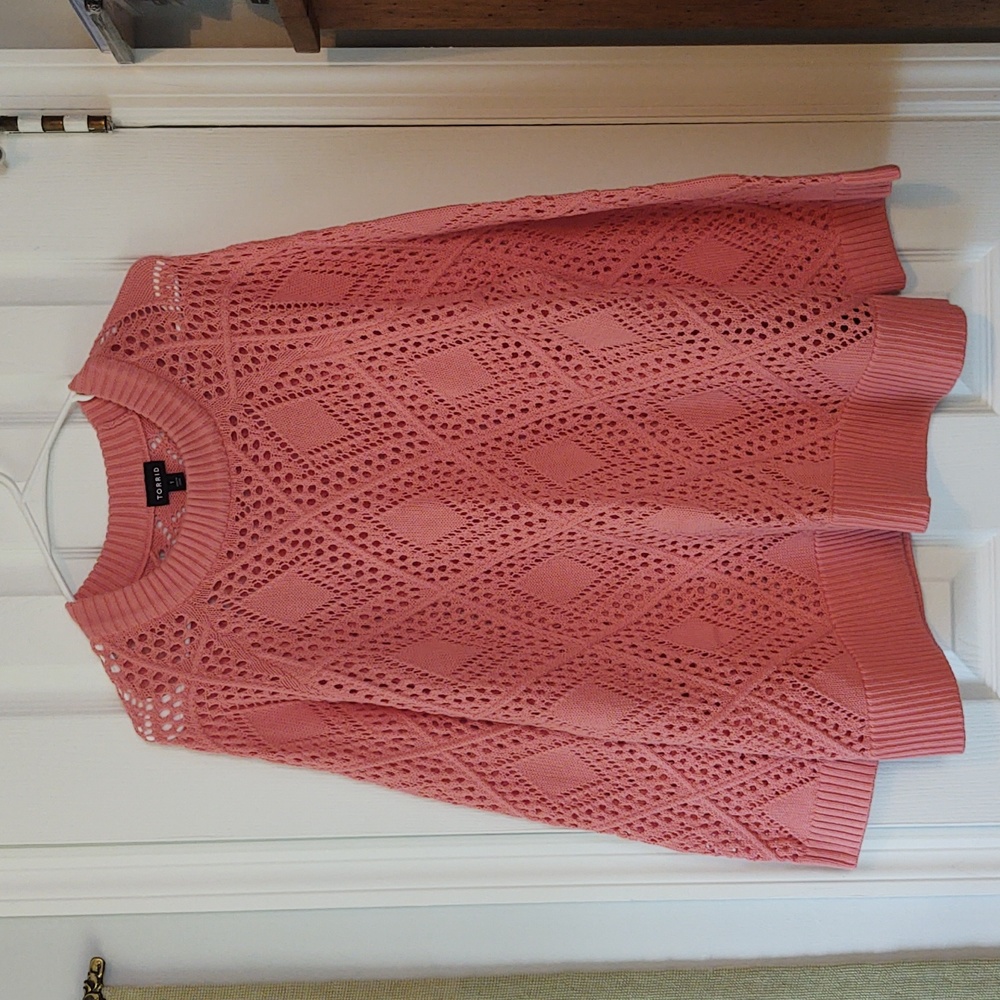 Torrid 1 Peach Sweater Sz 14/16
